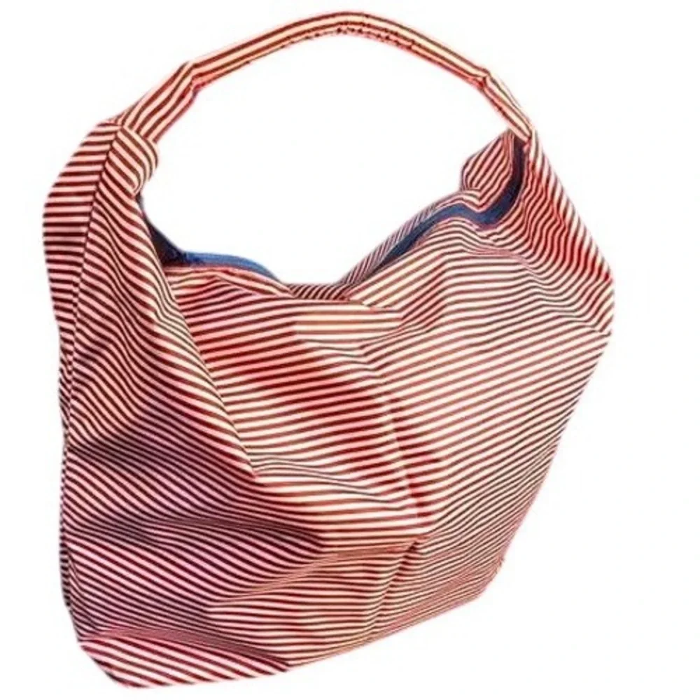 NWOT~Lancome Nautical Red/White Striped Hobo Tote Bag~Summer Beach ~ Zip Closure